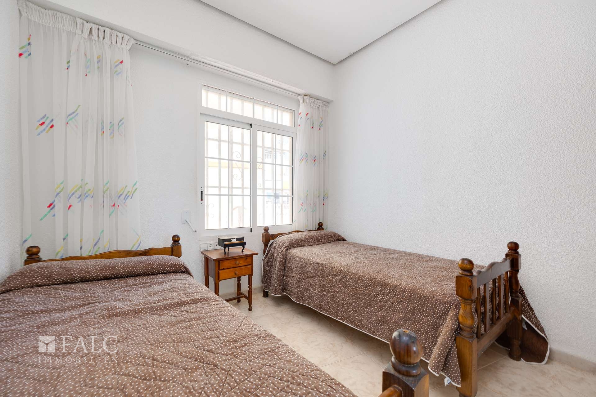 Kinderzimmer / Children’s room / Kid’s room / Habitación infantil / Cuarto de niños